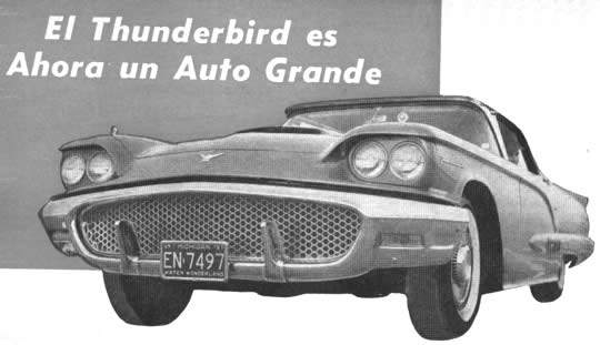 El Thunderbird es Ahora un Auto Grande - La parrilla forma parte del enorme parachoques. Las molduras en la carrocería han reemplazado a las guarníciones